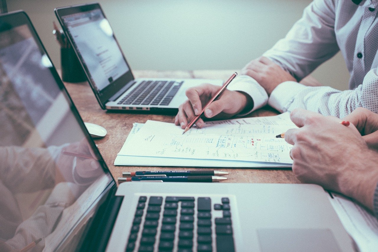 eMeeting: polska usługa do spotkań i szkoleń online w modelu SaaS